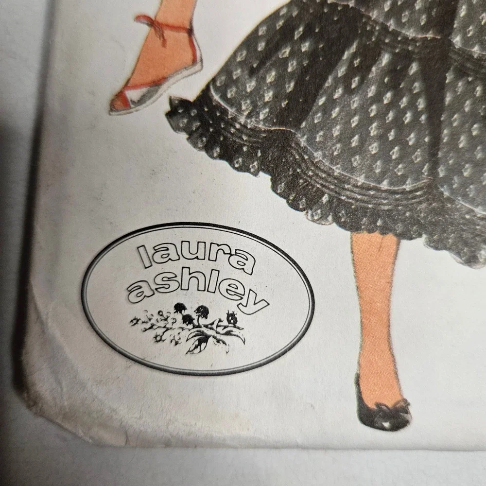 Vintage 1983 McCalls 8440 Laura‎ Ashley Girls Blouse Vest Skirt Pattern Size 12